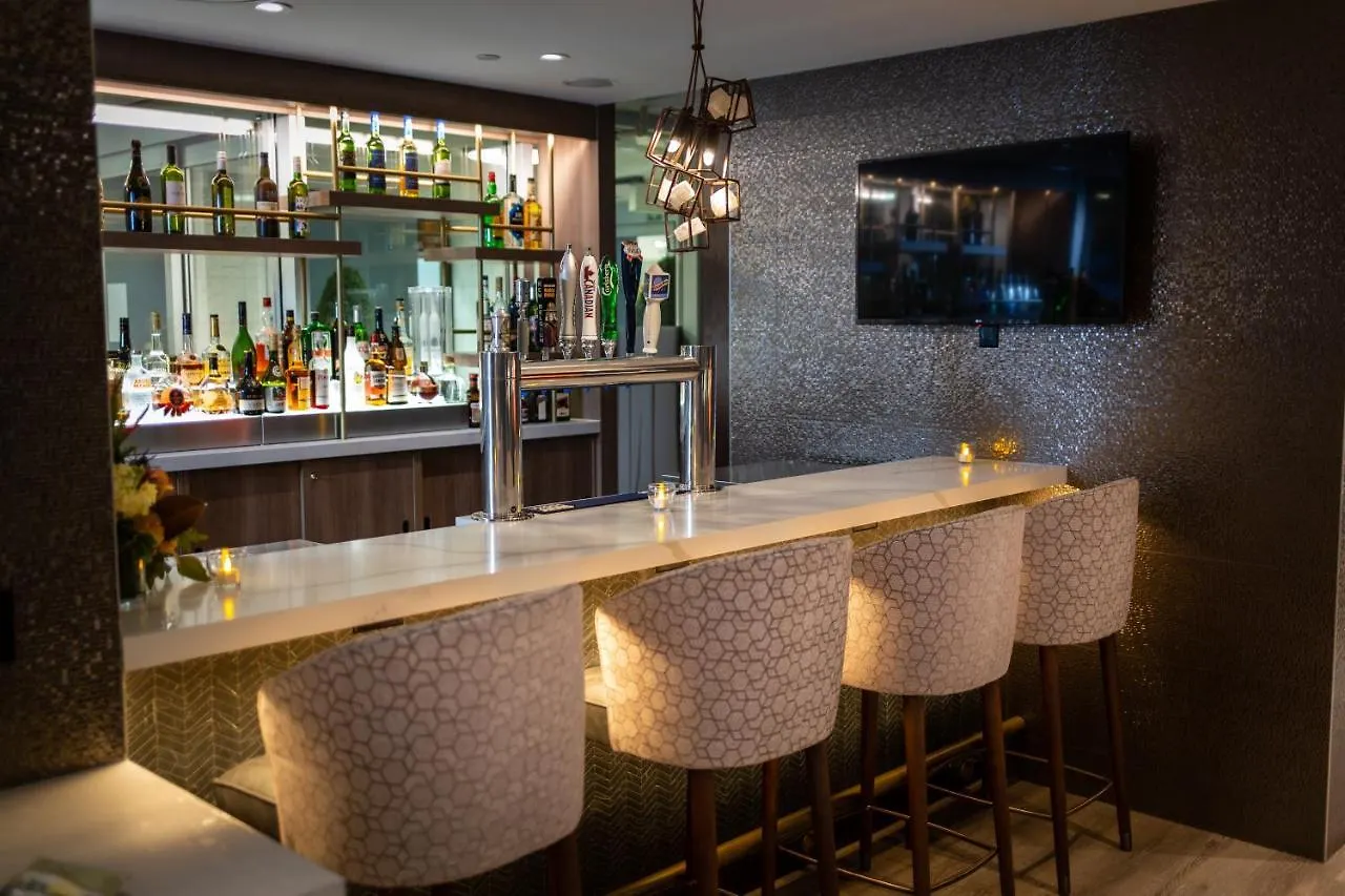 Holiday Inn Toronto Downtown Centre By Ihg Hotel