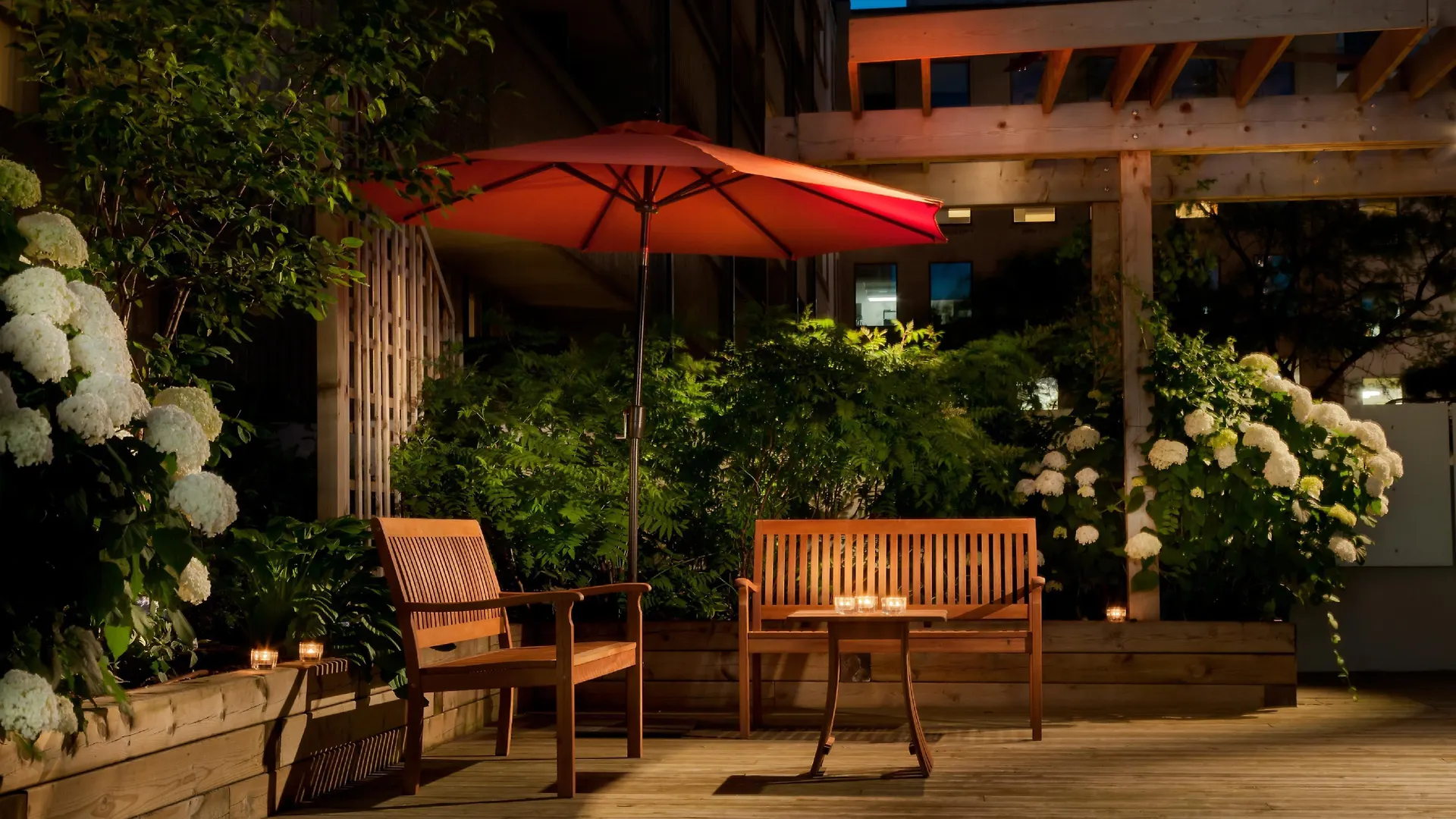 Holiday Inn Toronto Downtown Centre By Ihg Hotel